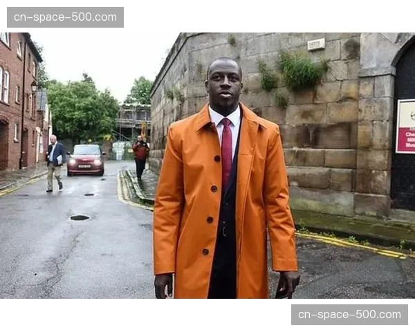 前英超球员本杰明·门迪就名誉受损对媒体提起新的诉讼