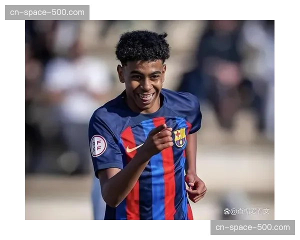 从伤病阴霾到关键先生：巴萨小将加维的欧冠复出之路